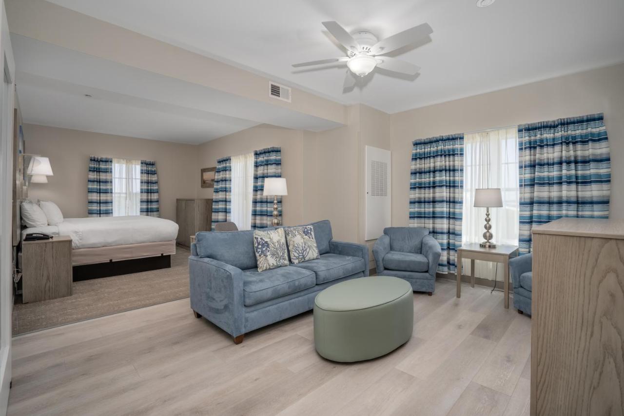 Lighthouse Suites - Best Western Signature Collection Emerald Isle Dış mekan fotoğraf